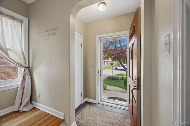 24517 Rockford Street, Dearborn, MI 48124