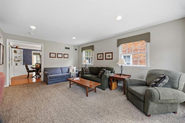 24517 Rockford Street, Dearborn, MI 48124