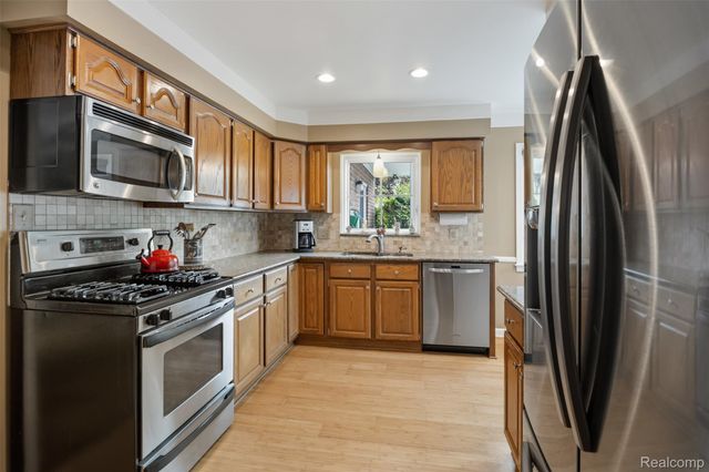 24517 Rockford Street, Dearborn, MI 48124