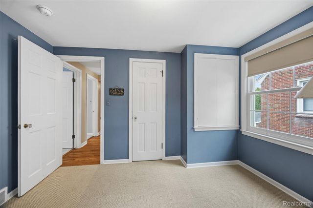 24517 Rockford Street, Dearborn, MI 48124