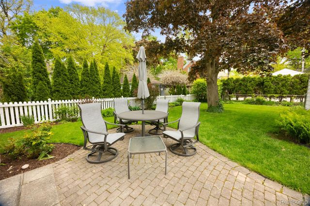 24517 Rockford Street, Dearborn, MI 48124
