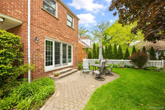 24517 Rockford Street, Dearborn, MI 48124