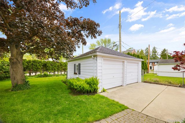 24517 Rockford Street, Dearborn, MI 48124