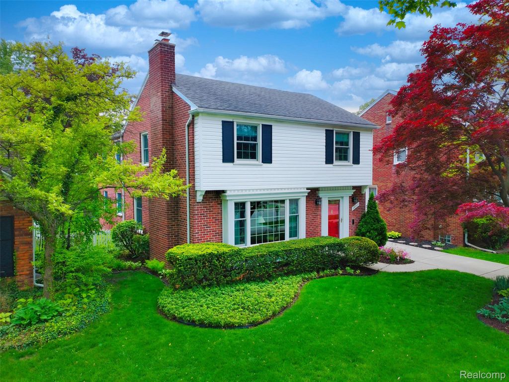 24517 Rockford Street, Dearborn, MI 48124