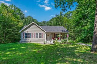 5 Pinehurst Drive, Bennington, NH 03442