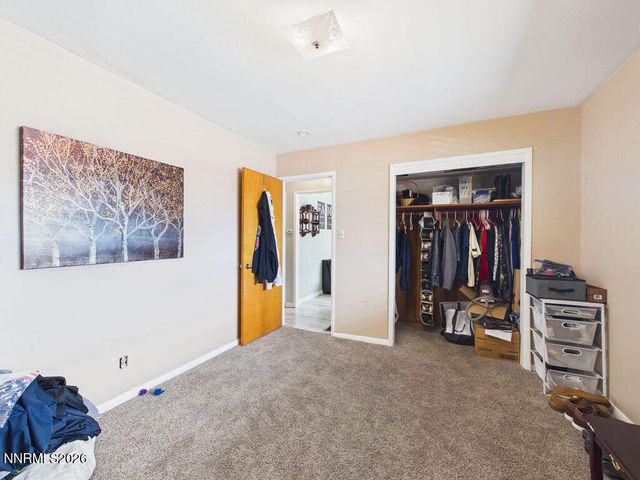 626 Prater Way, Sparks, NV 89431