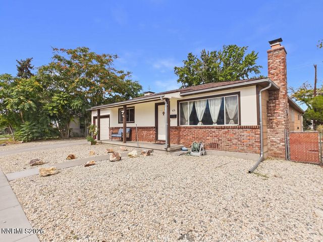 626 Prater Way, Sparks, NV 89431