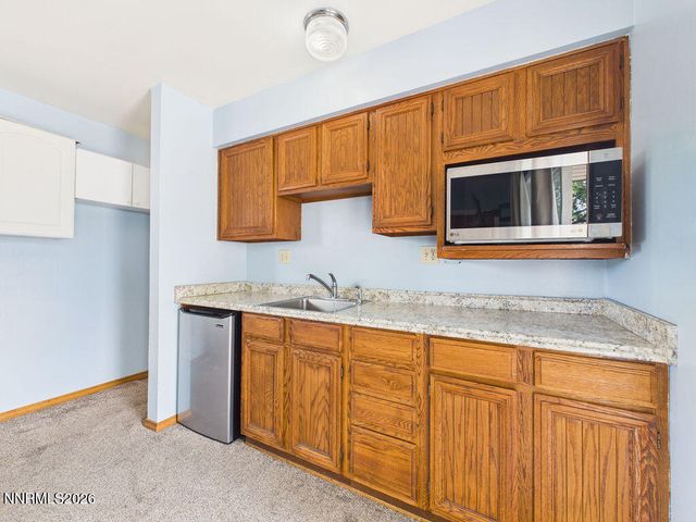 626 Prater Way, Sparks, NV 89431