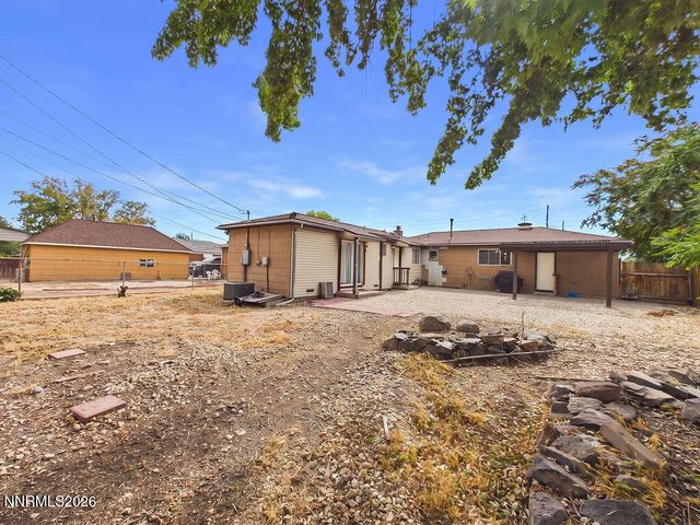 626 Prater Way, Sparks, NV 89431