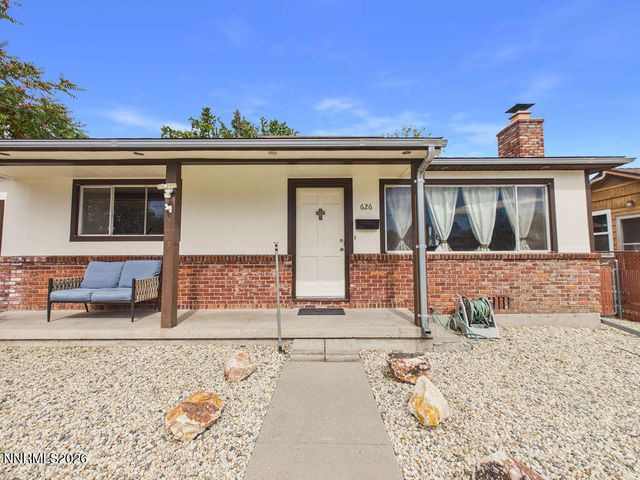 626 Prater Way, Sparks, NV 89431