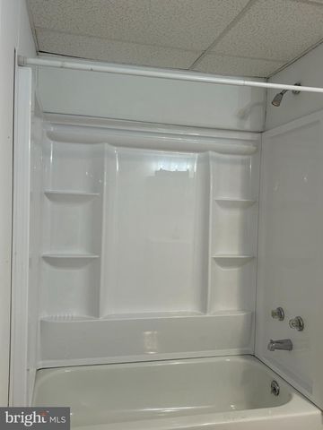 2122 PENN ST, Harrisburg, PA 17110