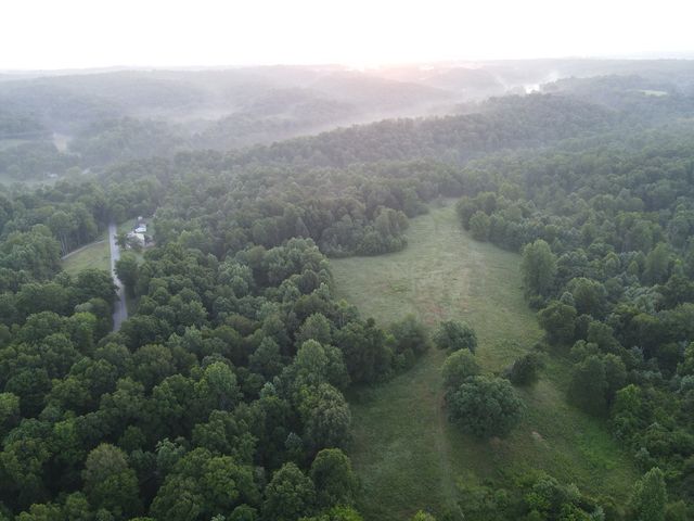 1 Shiloh Canaan Road, Palmyra, TN 37142