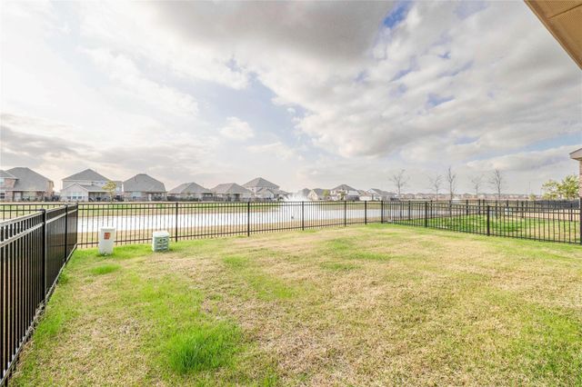 457 Aurora Creek Lane, Katy, TX 77493