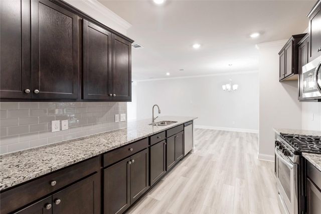 457 Aurora Creek Lane, Katy, TX 77493