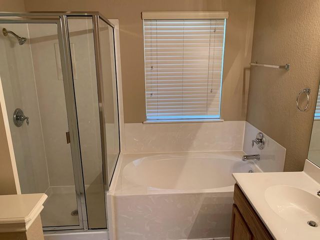 11506 Bruce Jenner LN, Austin, TX 78748