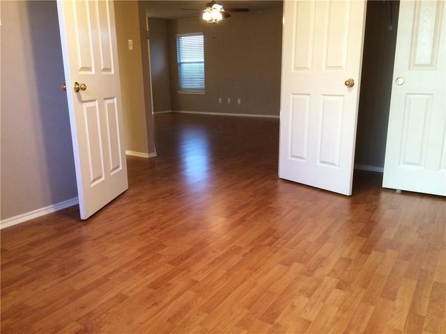 11506 Bruce Jenner LN, Austin, TX 78748