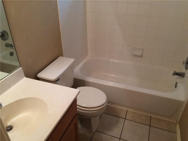 11506 Bruce Jenner LN, Austin, TX 78748