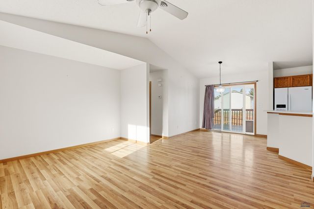 2143 OLD FARM CT, Rapid City, SD 57703