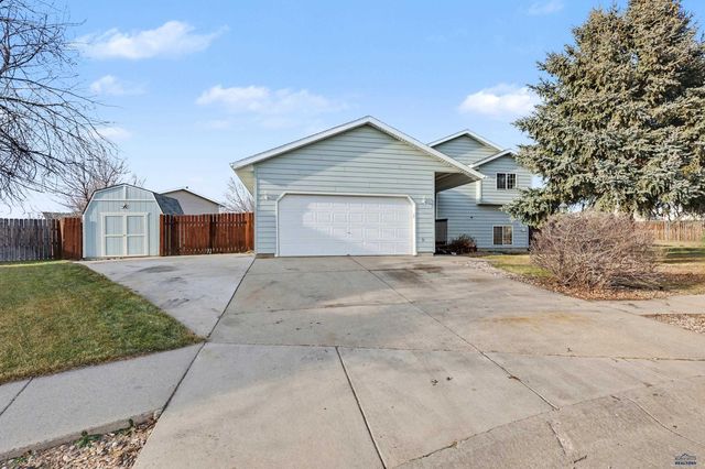 2143 OLD FARM CT, Rapid City, SD 57703