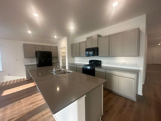 167 Jeffers, Kyle, TX 78640