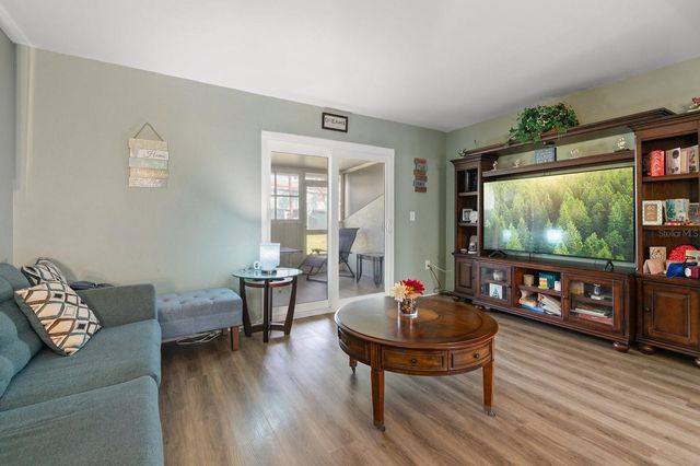 195 114TH AVENUE NE 195, St Petersburg, FL 33716