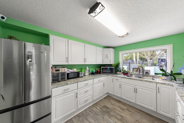 195 114TH AVENUE NE 195, St Petersburg, FL 33716