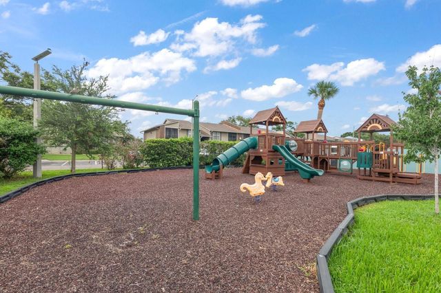195 114TH AVENUE NE 195, St Petersburg, FL 33716