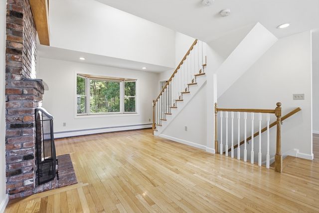 18 Deer Run, Littleton, MA 01460