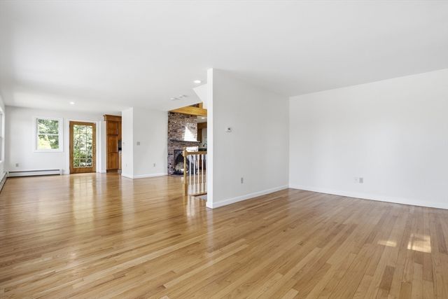 18 Deer Run, Littleton, MA 01460