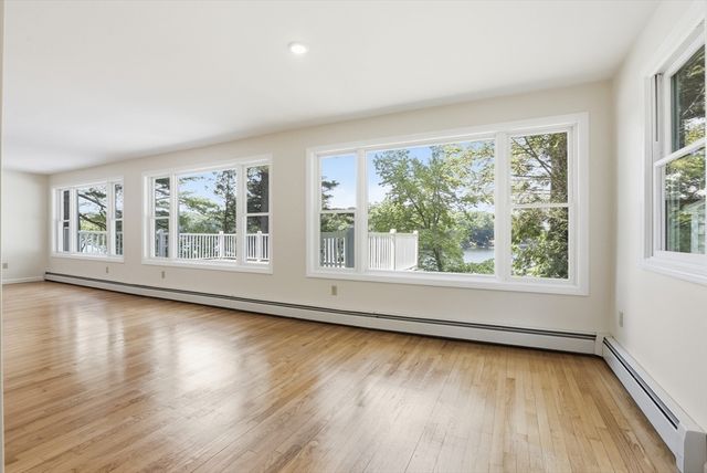 18 Deer Run, Littleton, MA 01460