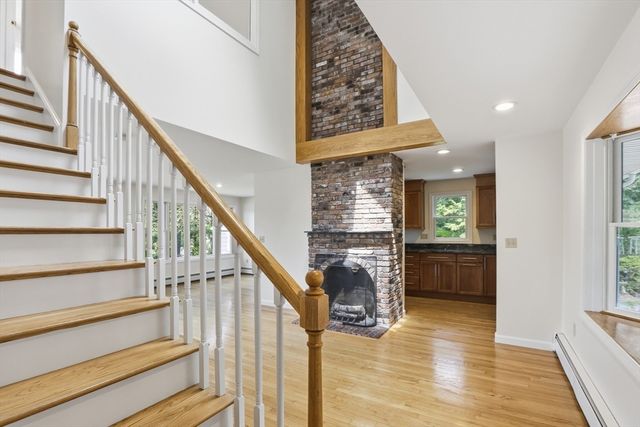 18 Deer Run, Littleton, MA 01460