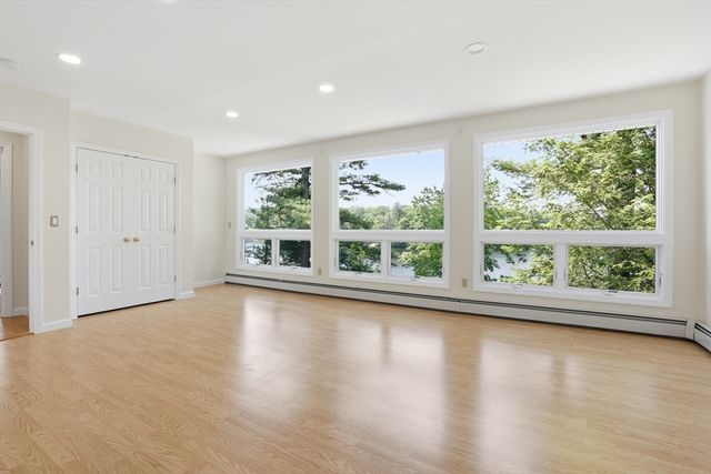18 Deer Run, Littleton, MA 01460