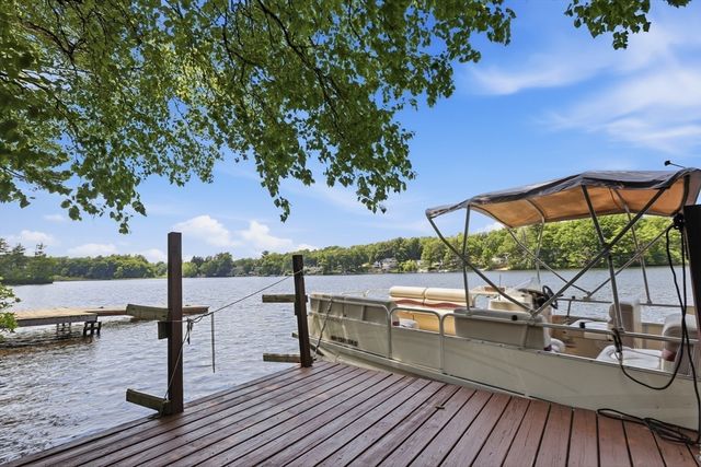 18 Deer Run, Littleton, MA 01460