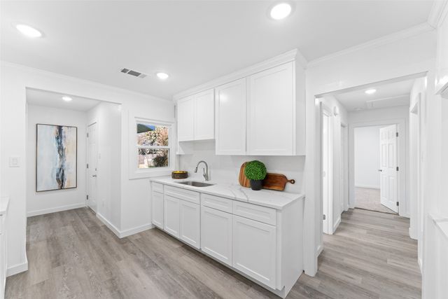 2661 Hudspeth Avenue, Dallas, TX 75216