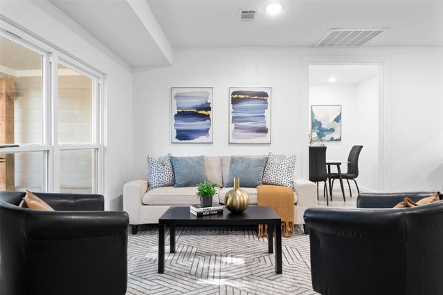 2661 Hudspeth Avenue, Dallas, TX 75216