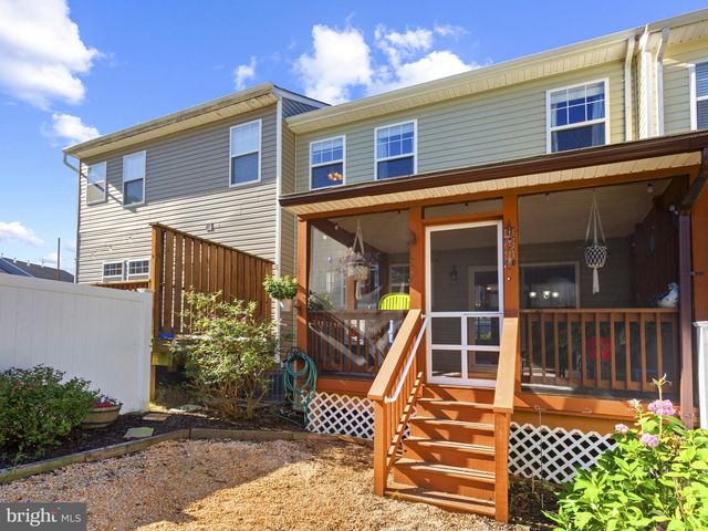 740 PIN OAK CT, Prince Frederick, MD 20678