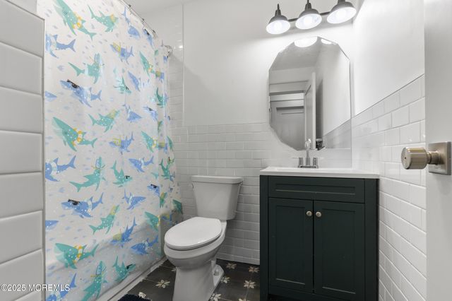 741 Lakehurst Avenue, Jackson, NJ 08527