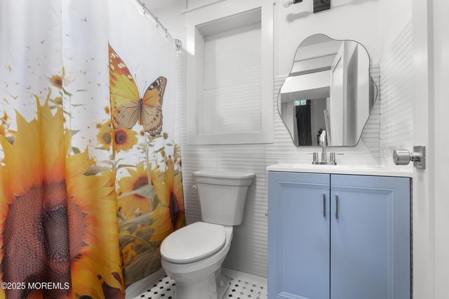 741 Lakehurst Avenue, Jackson, NJ 08527