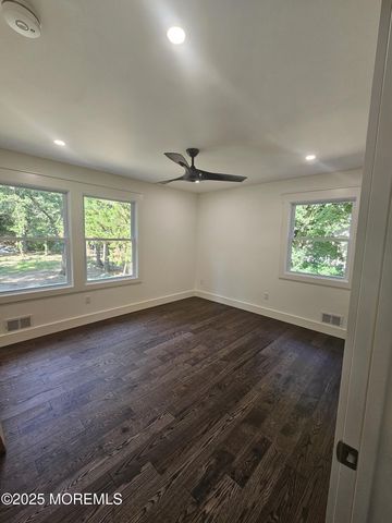 741 Lakehurst Avenue, Jackson, NJ 08527