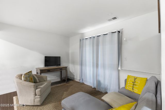 741 Lakehurst Avenue, Jackson, NJ 08527