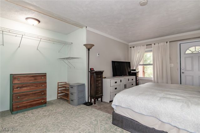 9723 Thwing Road, Chardon, OH 44024