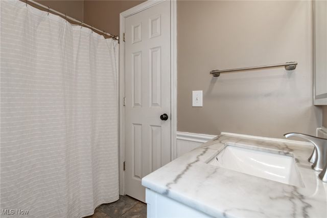 9723 Thwing Road, Chardon, OH 44024