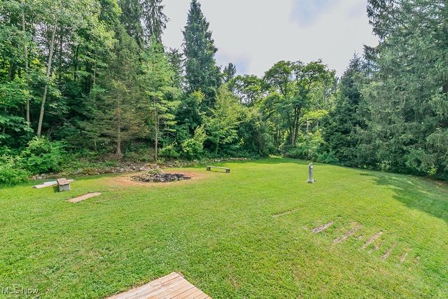 9723 Thwing Road, Chardon, OH 44024