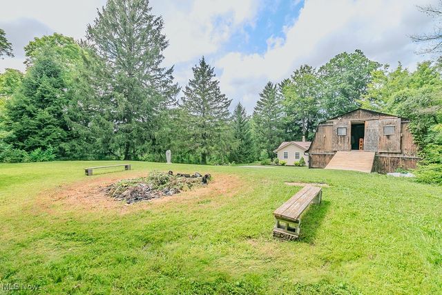 9723 Thwing Road, Chardon, OH 44024