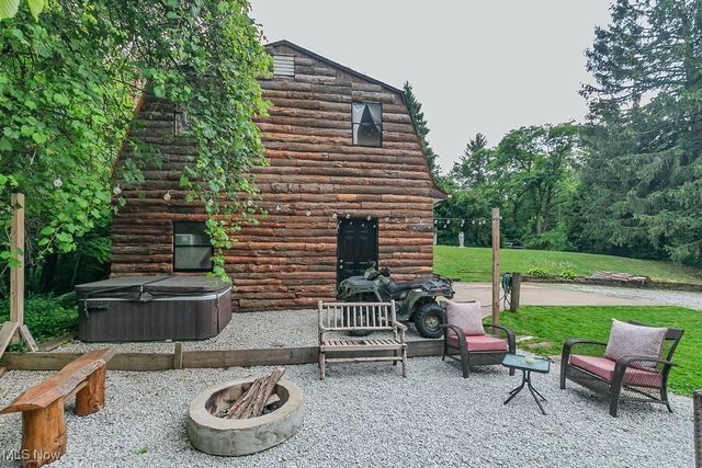 9723 Thwing Road, Chardon, OH 44024