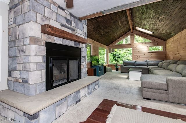 9723 Thwing Road, Chardon, OH 44024