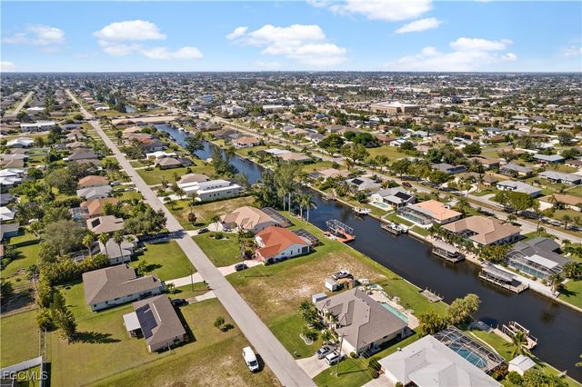 229 SE 28th TER, Cape Coral, FL 33904