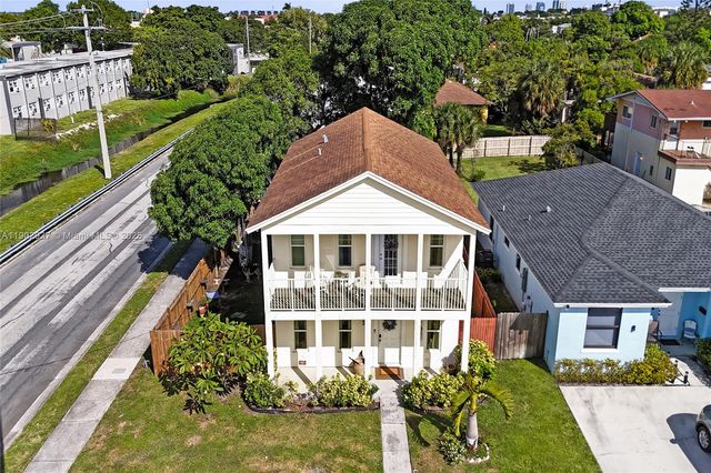 1129 10th St, West Palm Beach, FL 33401