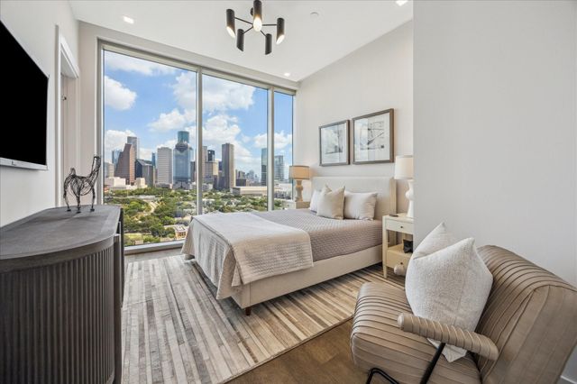 1711 Allen Parkway 1805, Houston, TX 77019