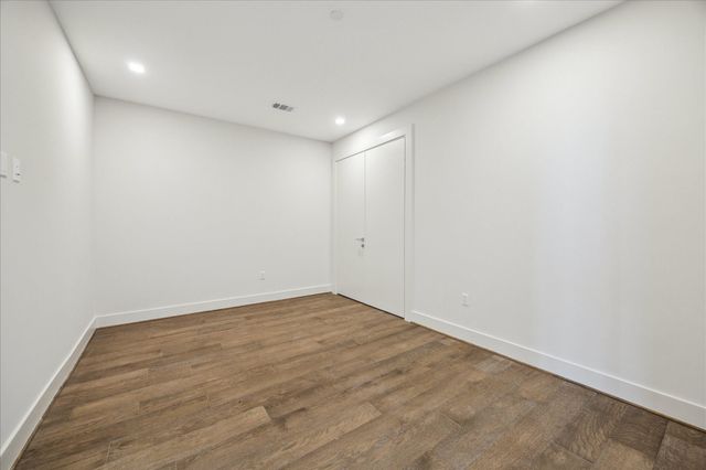 1711 Allen Parkway 1805, Houston, TX 77019